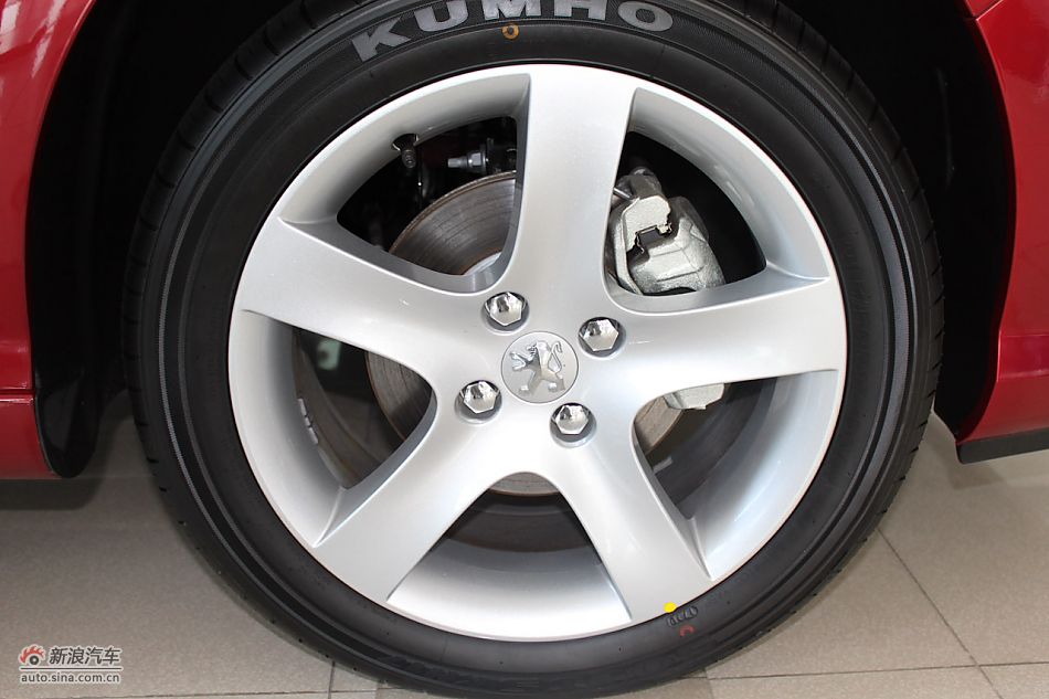 东风标致408外观细节