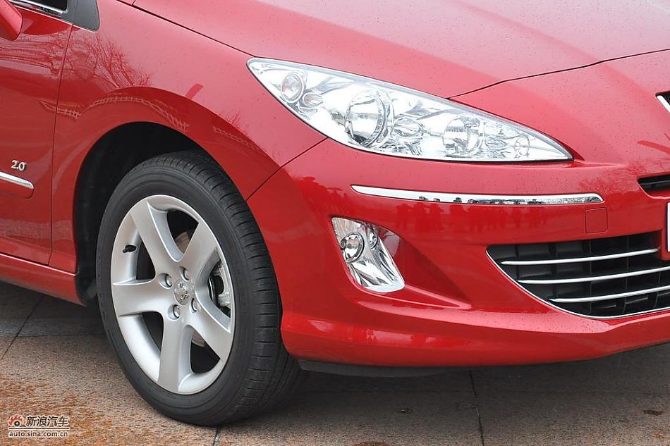 东风标致408试车实拍图 外观