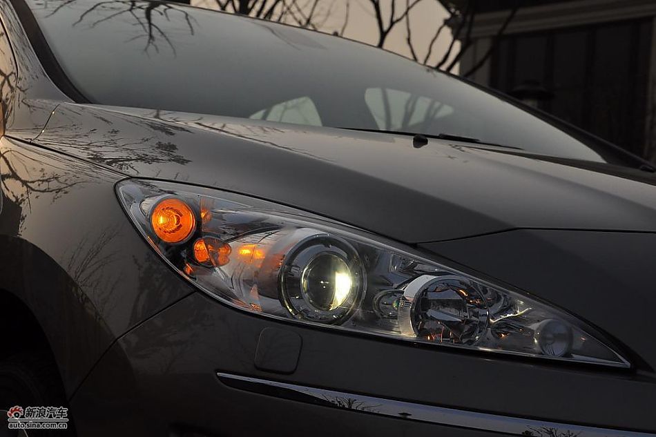 东风标致408试车实拍图 外观