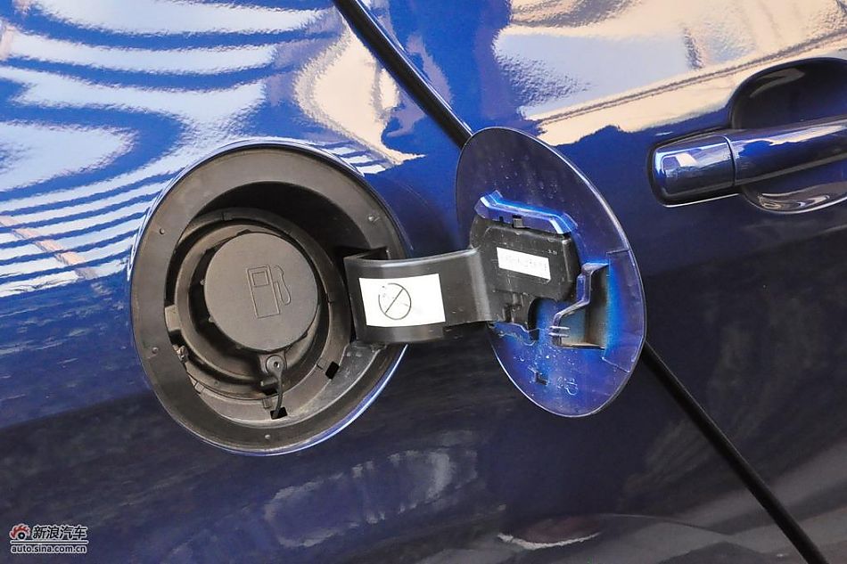 东风标致408试车实拍图 外观