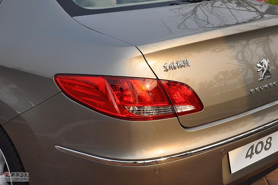 东风标致408试车实拍图 外观