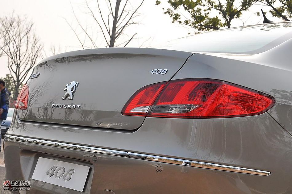 东风标致408试车实拍图 外观