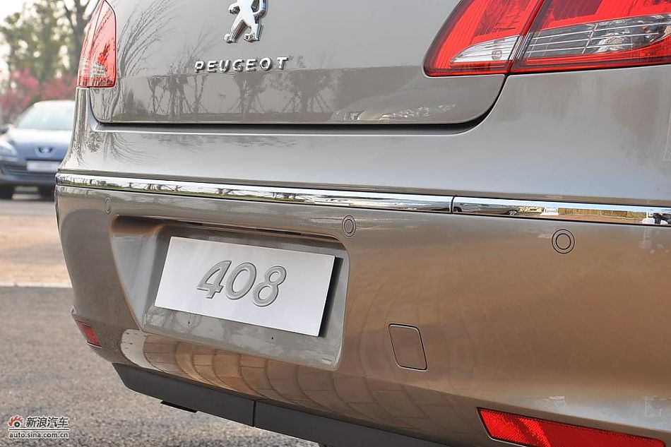 东风标致408试车实拍图 外观