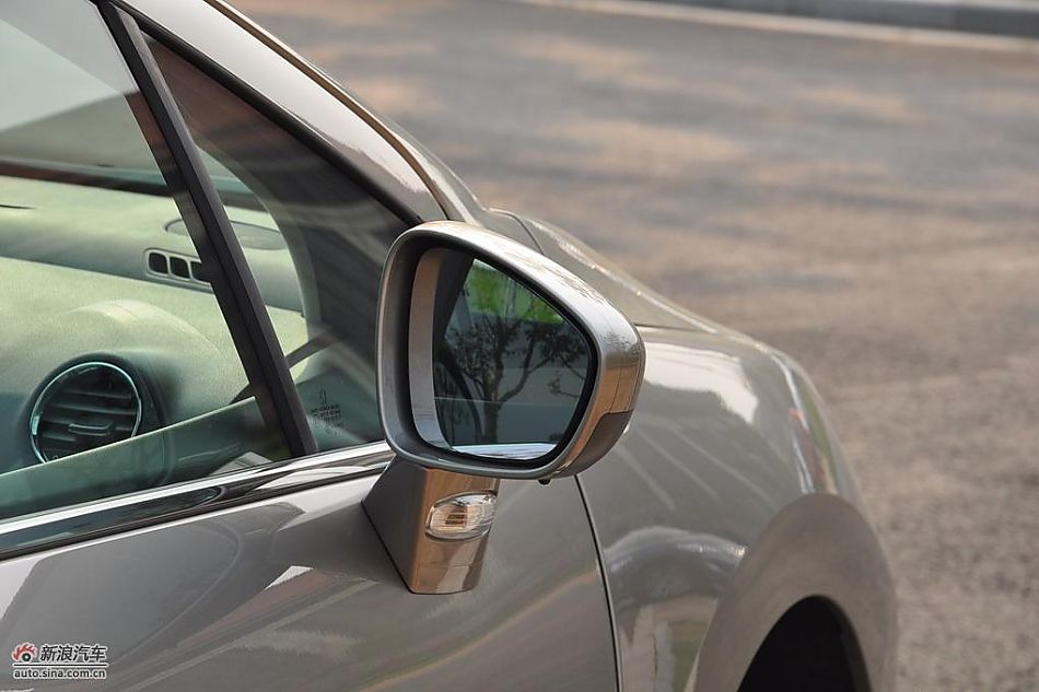 东风标致408试车实拍图 外观