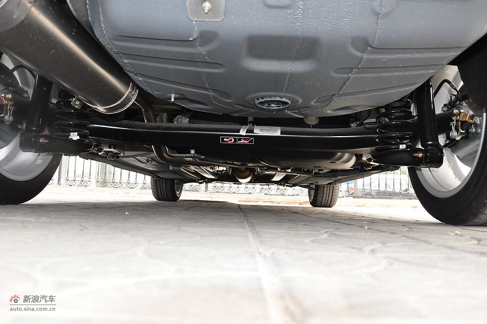 2011款东风标致408