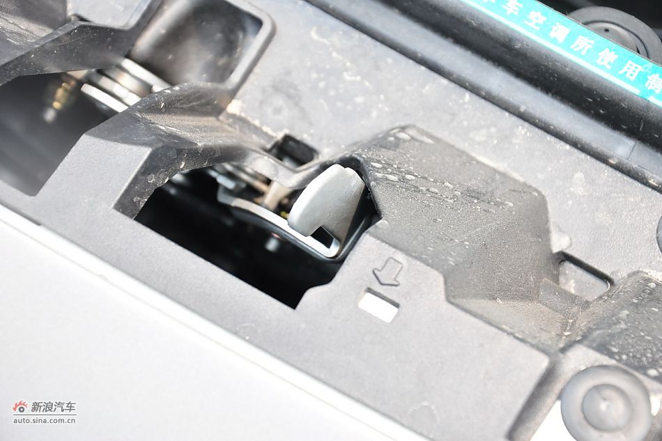 2011款东风标致408