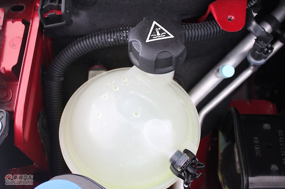 东风标致408其他