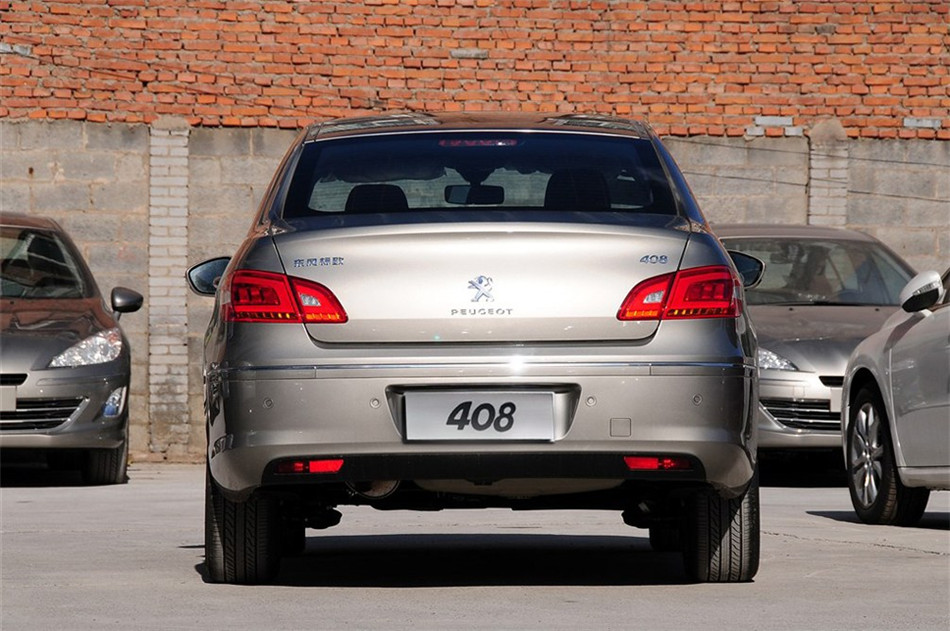 2013款东风标致408 2.0L手动舒适版