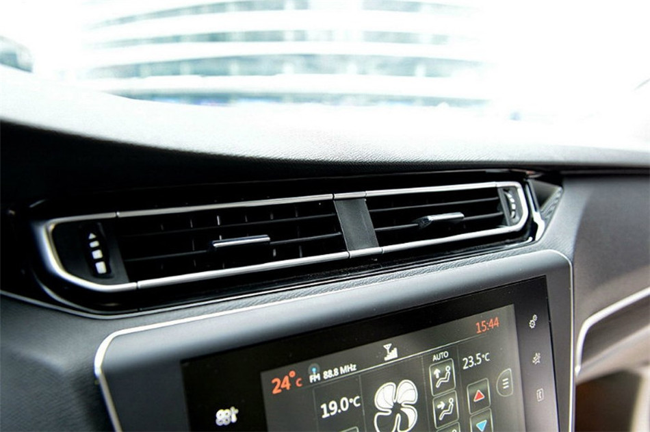 2014款 1.6T AT 至尊版 内饰