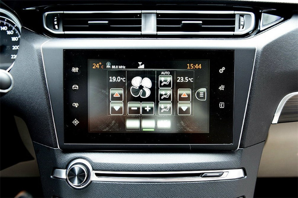 2014款 1.6T AT 至尊版 内饰