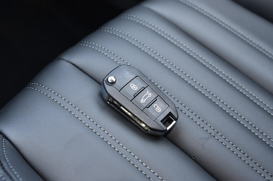 2019款 230THP 自动豪华版 细节