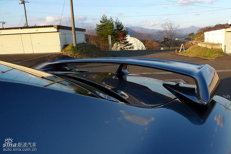 新浪汽车日本试驾新款日产GT-R预告