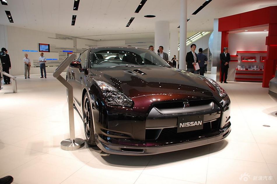 日产GT-R高清实拍图