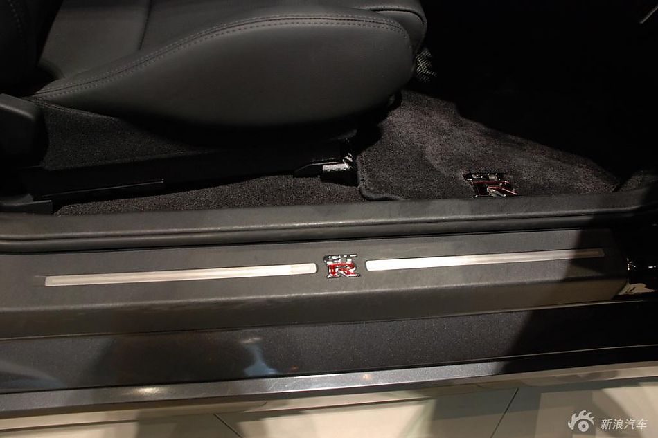 日产GT-R高清实拍图