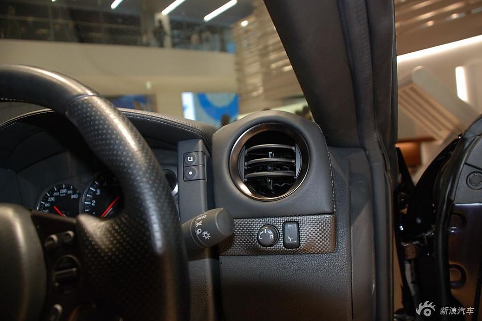 日产GT-R高清实拍图