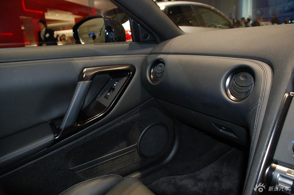 日产GT-R高清实拍图