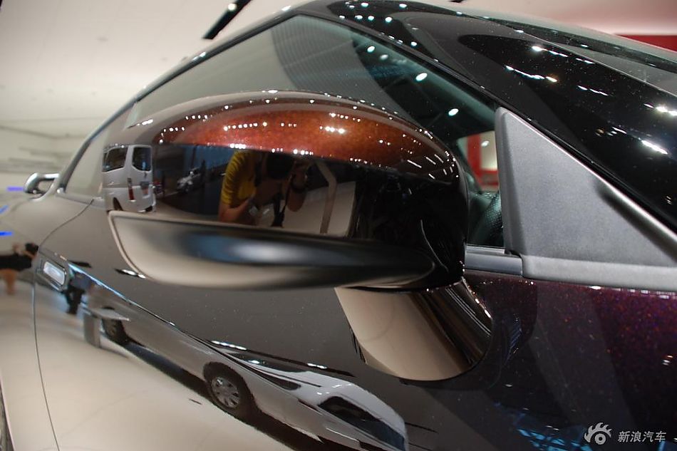 日产GT-R高清实拍图