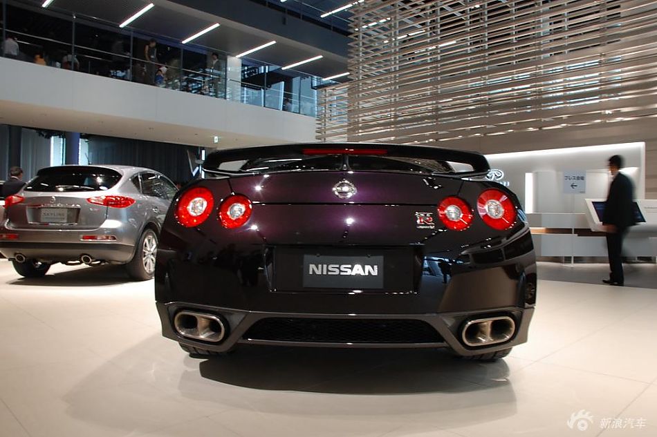 日产GT-R高清实拍图