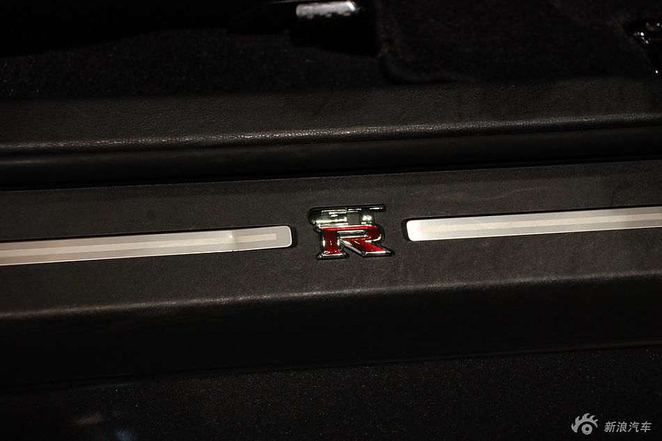 日产GT-R高清实拍图