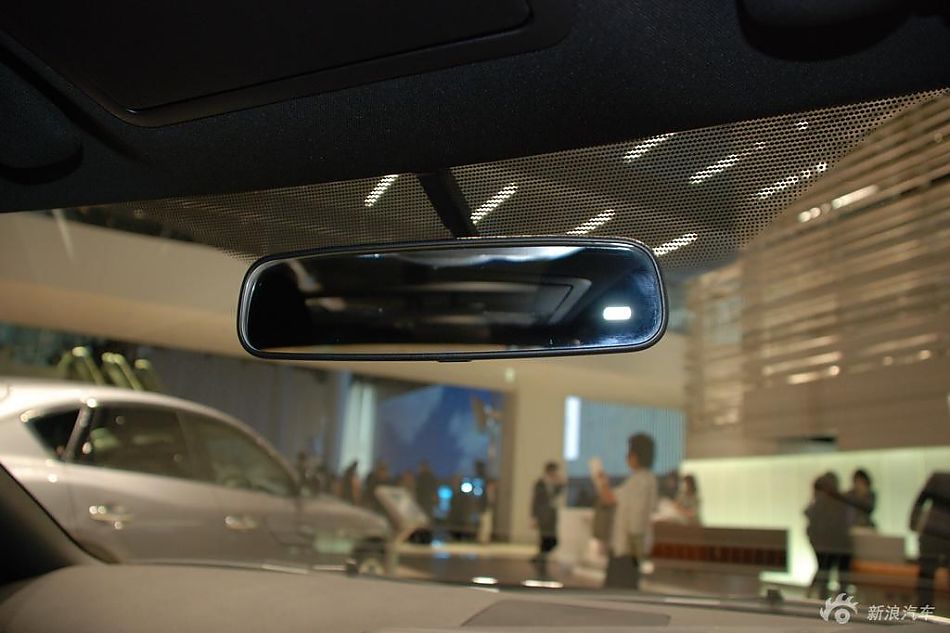 日产GT-R高清实拍图