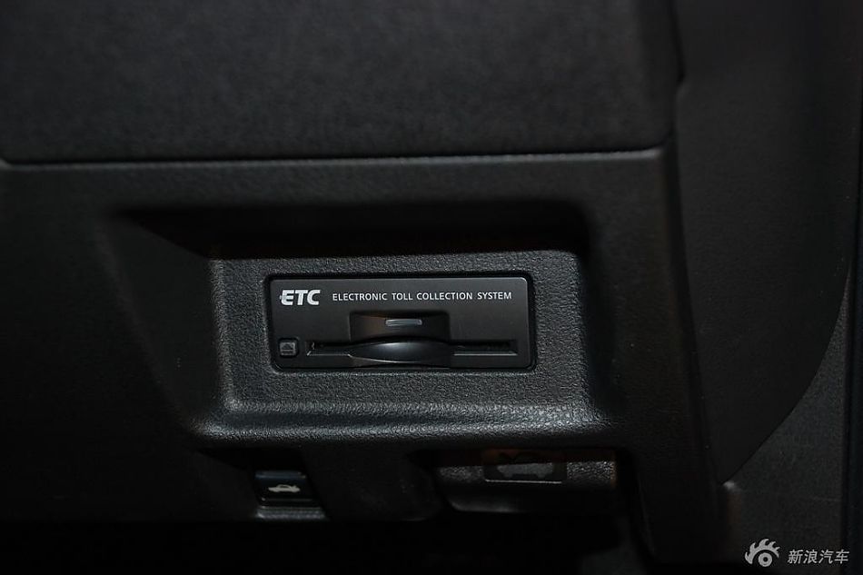 日产GT-R高清实拍图