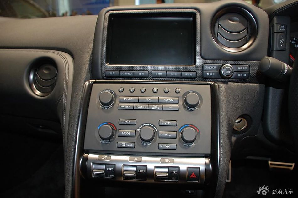 日产GT-R高清实拍图