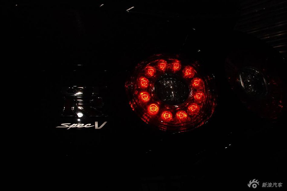 日产GT-R高清实拍图