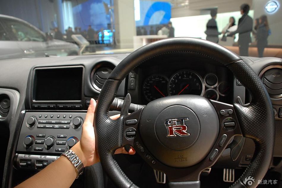 日产GT-R高清实拍图