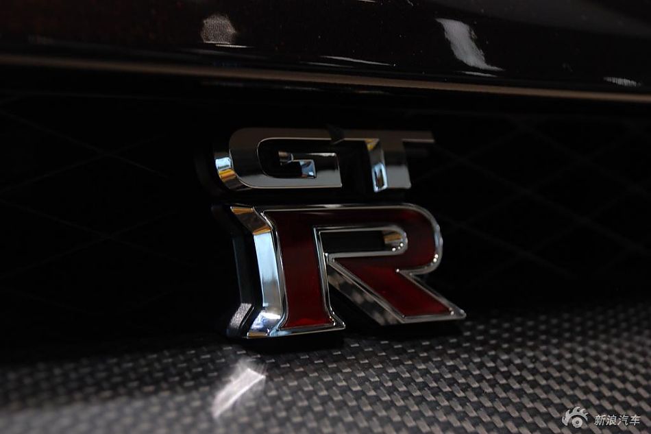 日产GT-R高清实拍图