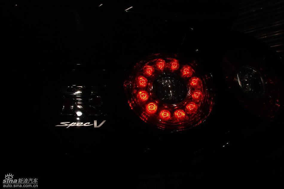 日产GT-R高清实拍图-外观