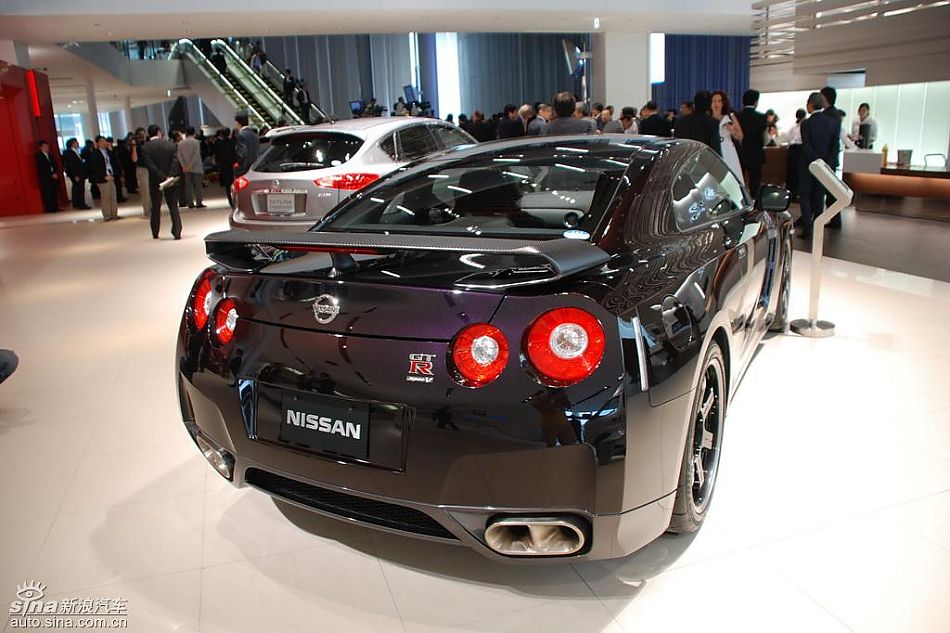 日产GT-R高清实拍图-外观