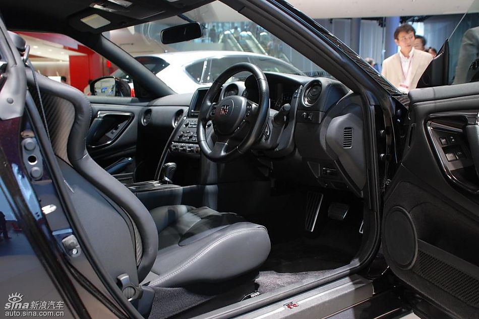 日产GT-R高清实拍图-内饰