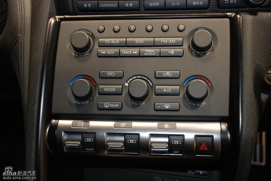 日产GT-R高清实拍图-内饰