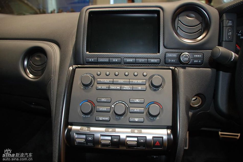 日产GT-R高清实拍图-内饰