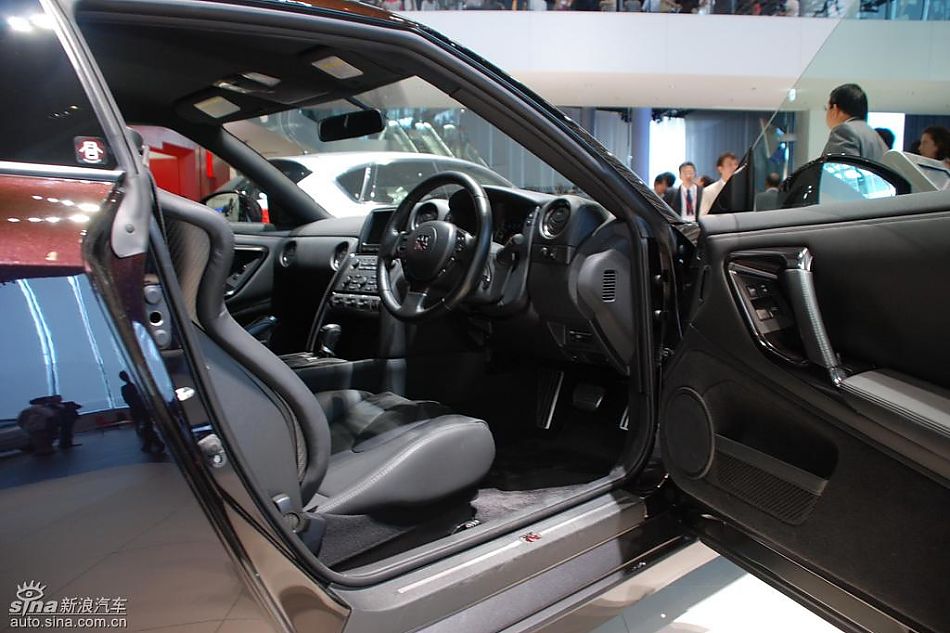 日产GT-R高清实拍图-内饰