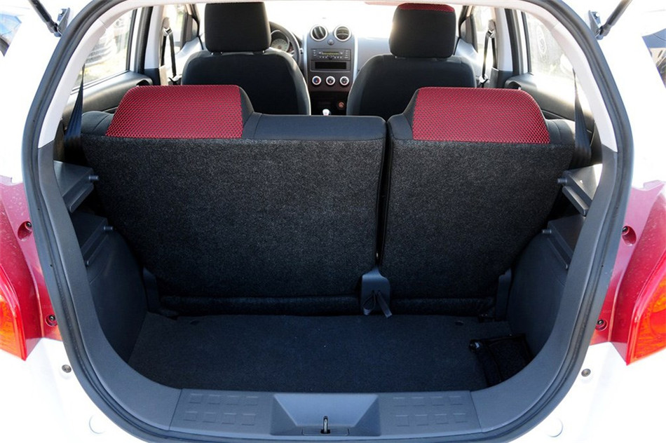 丘比特 2012款 1.3L MT 炫酷版 空间