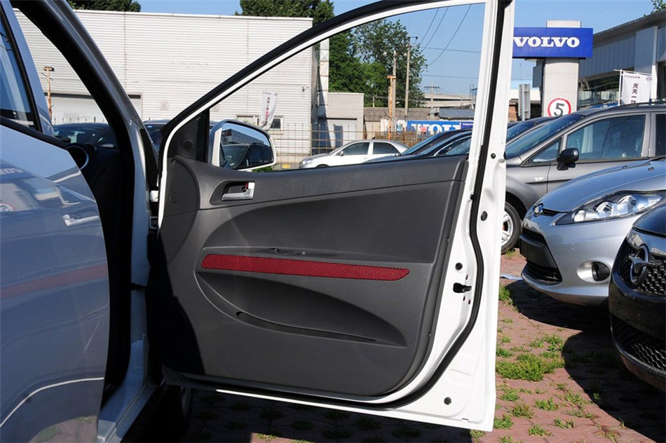 丘比特 2012款 1.3L MT 炫酷版 空间