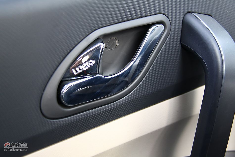 海马骑士丝路版内饰细节