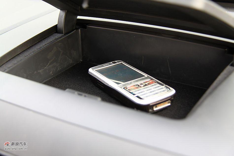 海马骑士丝路版内饰细节