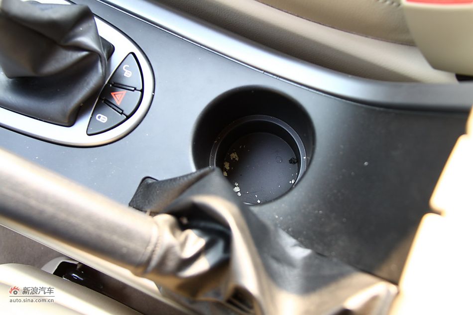 海马骑士丝路版内饰细节