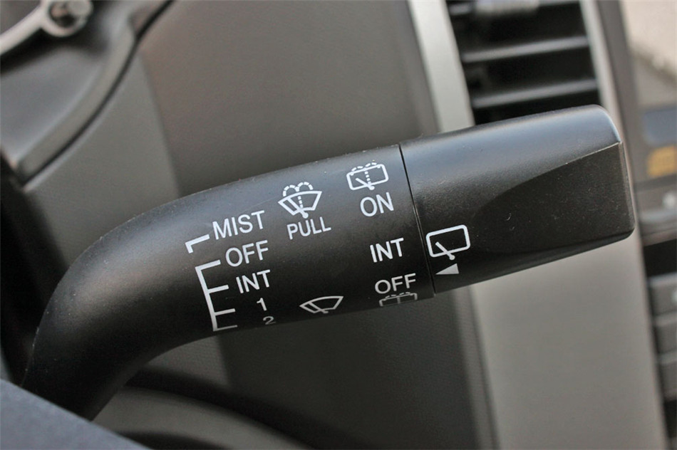 骑士 2013款 2.0L AT 智能领航型 内饰