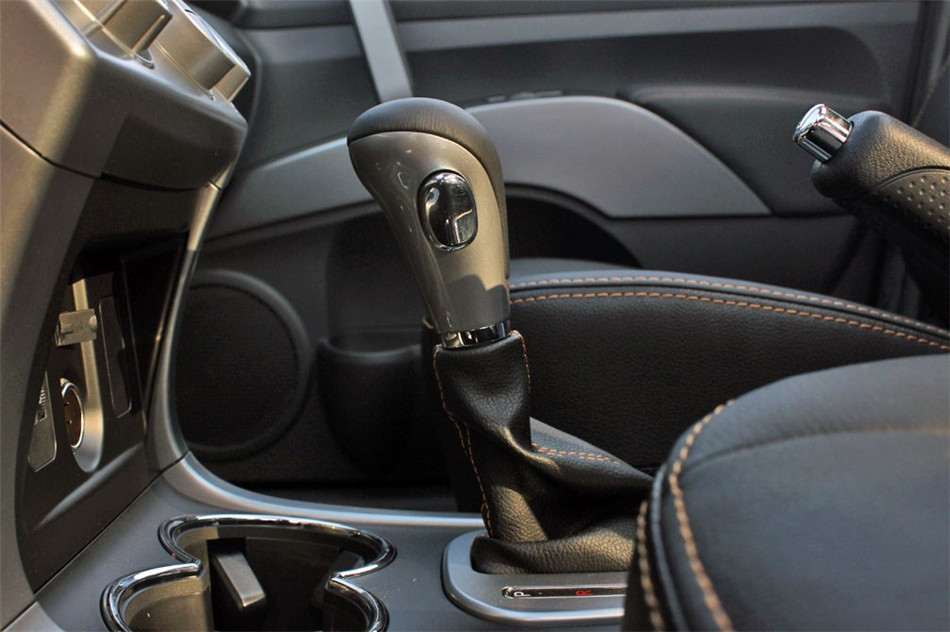 骑士 2013款 2.0L AT 智能领航型 内饰