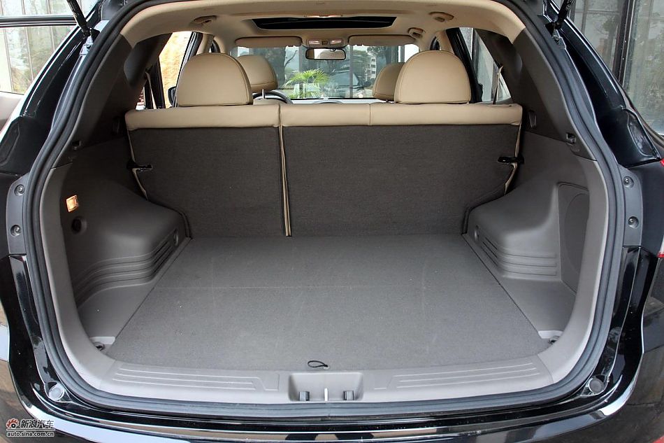 北京现代ix35内饰实拍图