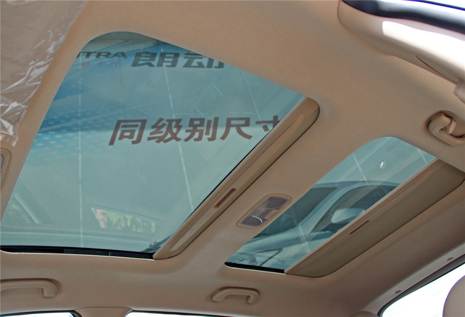 2012款北京现代ix35 2.4GLS自动两驱尊贵版