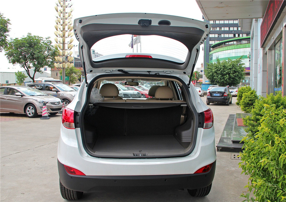 2012款北京现代ix35 2.4GLS自动两驱尊贵版