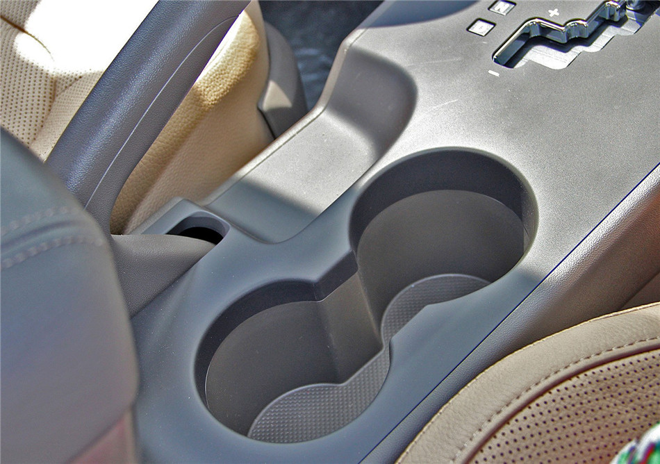 2012款北京现代ix35 2.4GLS自动两驱尊贵版