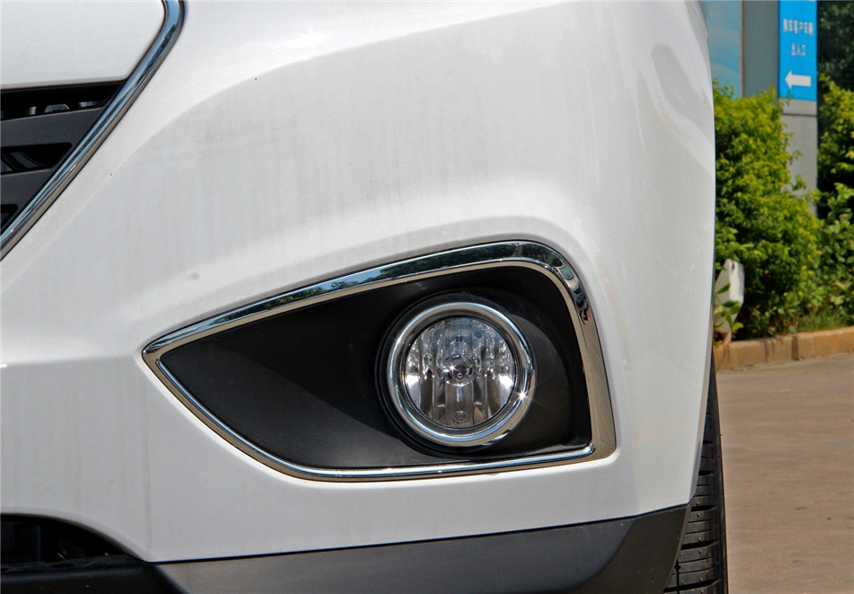 2012款北京现代ix35 2.4GLS自动两驱尊贵版