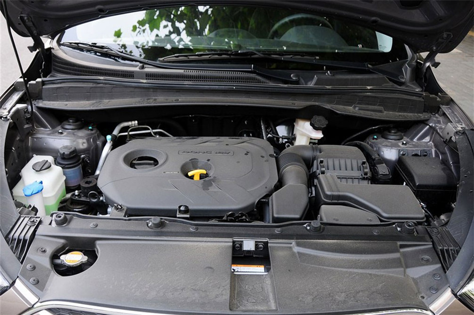 2012款北京现代ix35 2.4GLS自动两驱尊贵版