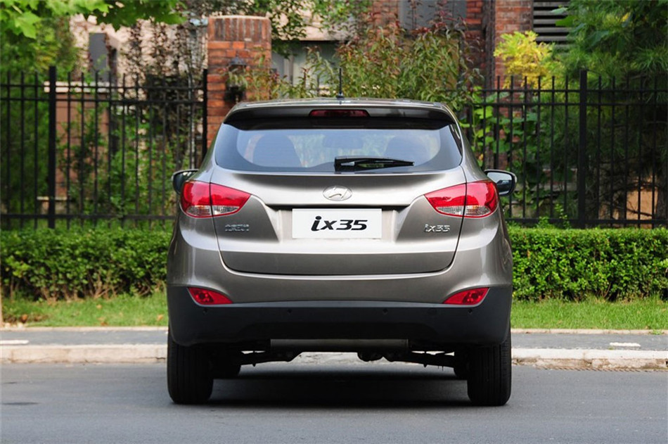 2012款北京现代ix35 2.0GL自动两驱新锐版