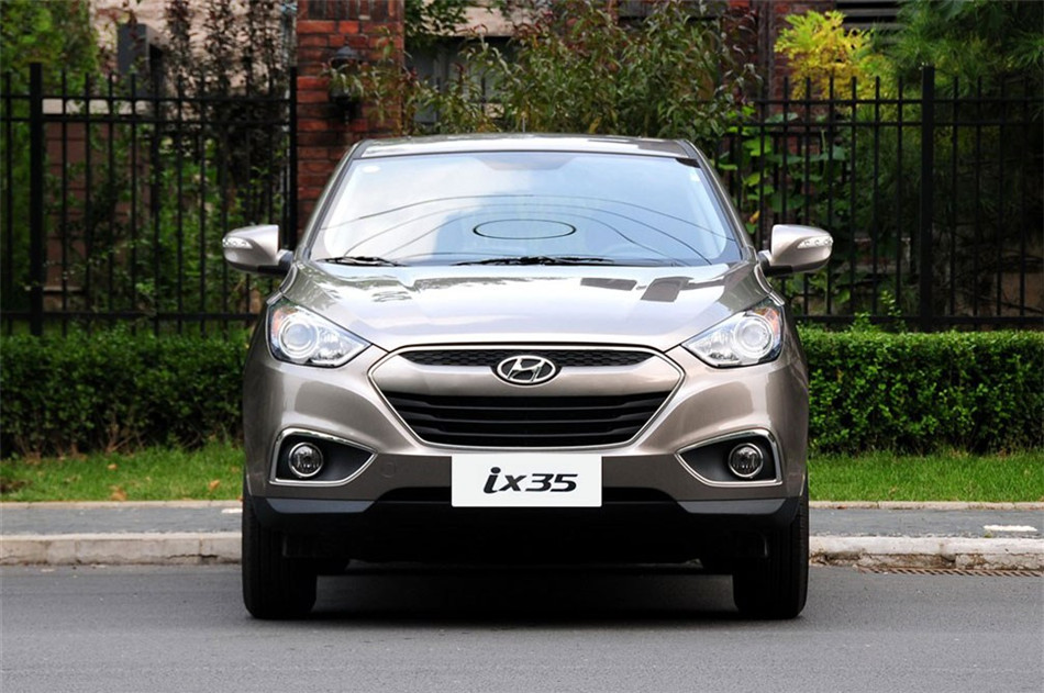 2012款北京现代ix35 2.0GL自动两驱新锐版